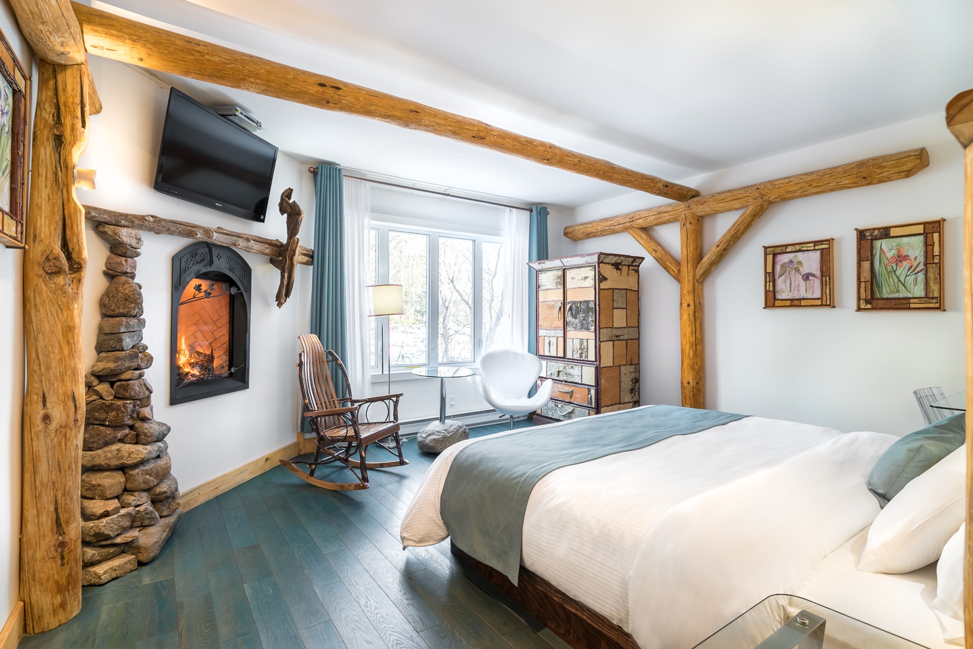 Luxury Ambiance Room