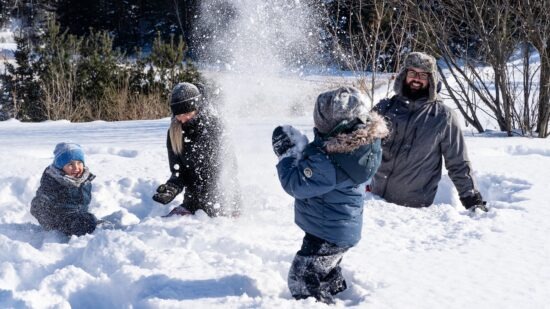 Famille-hiver_Le-Baluchon-00379 16-9