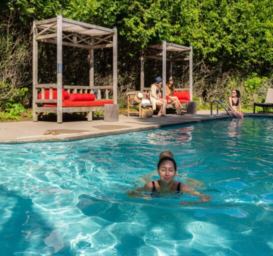 Piscine extérieure chauffée